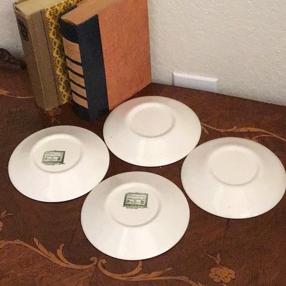 1950s Vintage Colonial Homestead Saucer for Tea Cups, Green - Picture 3 of 6